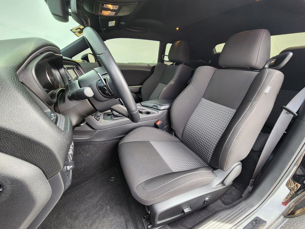 Used 2023 Pitch Black Clearcoat Dodge R/T Scat Pack Widebody image 12