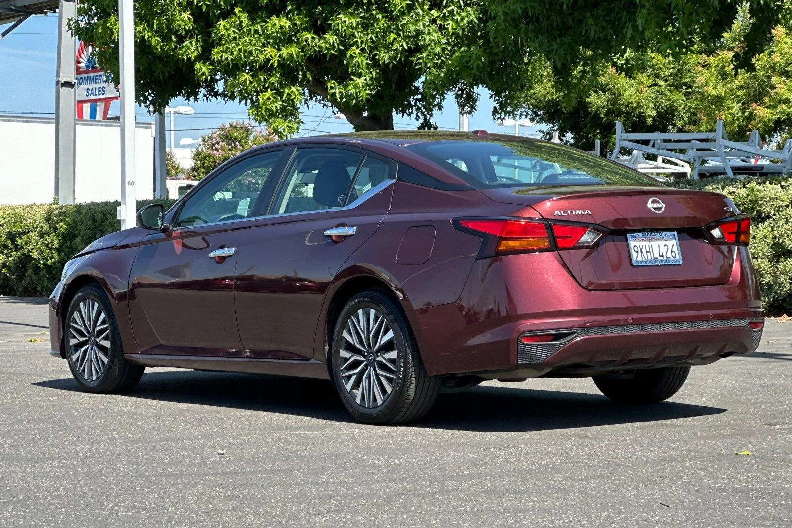 Used 2024 Garnet Pearl Metallic Nissan 2.5 SV image 6