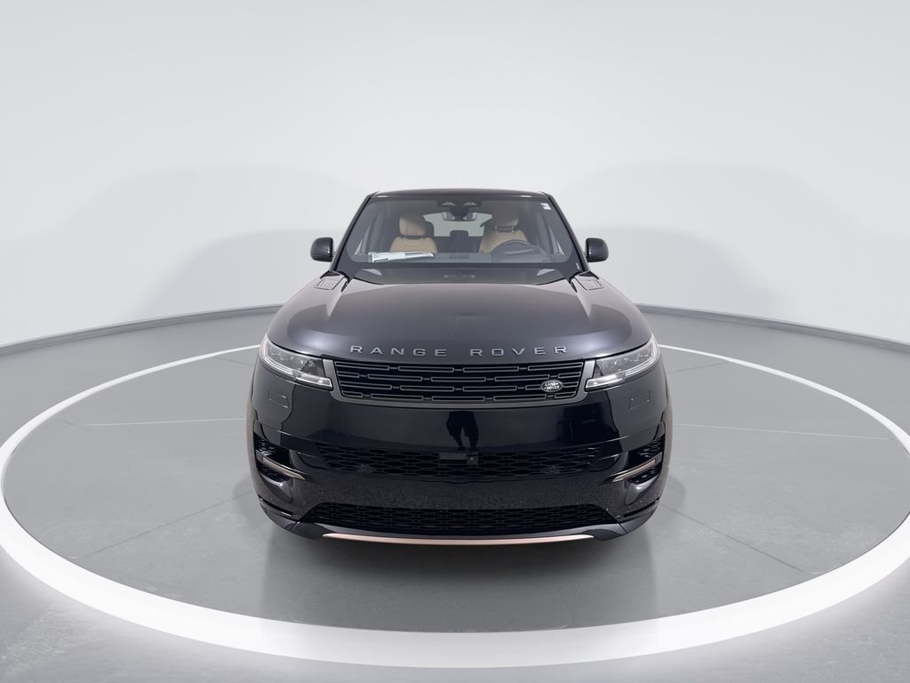 New 2027 Santorini Black Land Rover Dynamic SE image 3