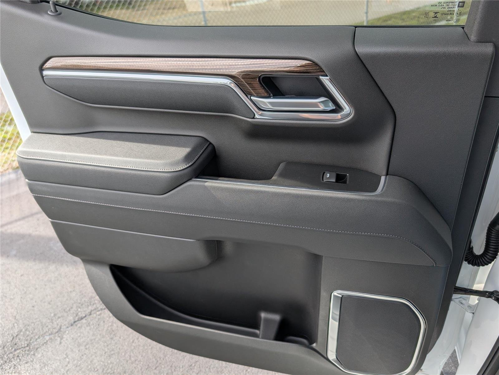 New 2026 Summit White Chevrolet LT Trail Boss image 35