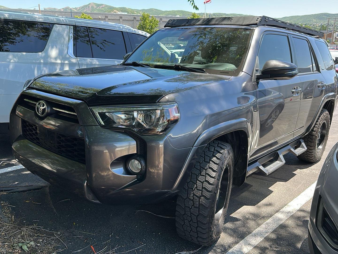2020 Toyota 4Runner SR5 Premium 4WD V6's photo