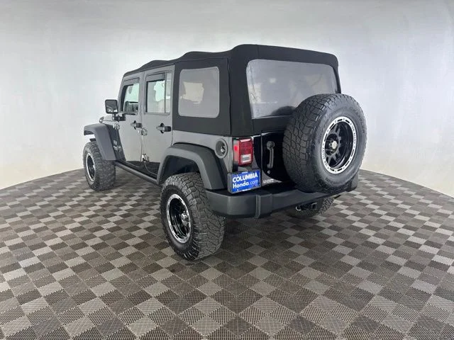 Used 2009 Black Jeep Unlimited X image 9