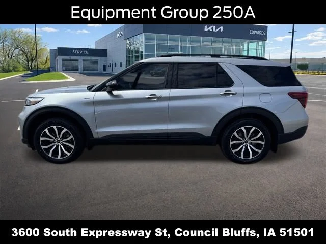 Used 2022 Silver Ford ST-Line image 8