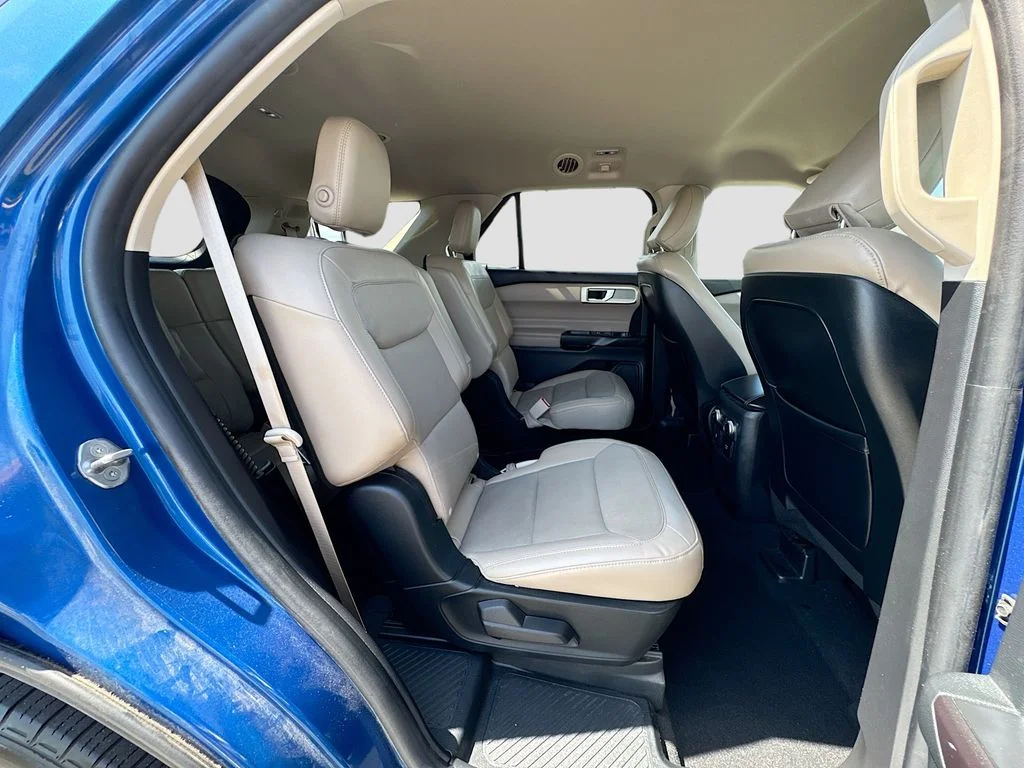 Used 2020 Blue Ford Limited image 32