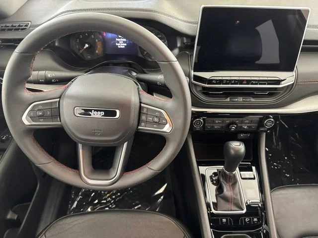 Used 2025 White Jeep Trailhawk image 22