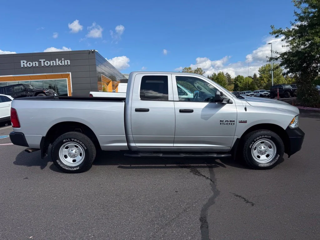 Used 2015 Silver Ram Tradesman image 8