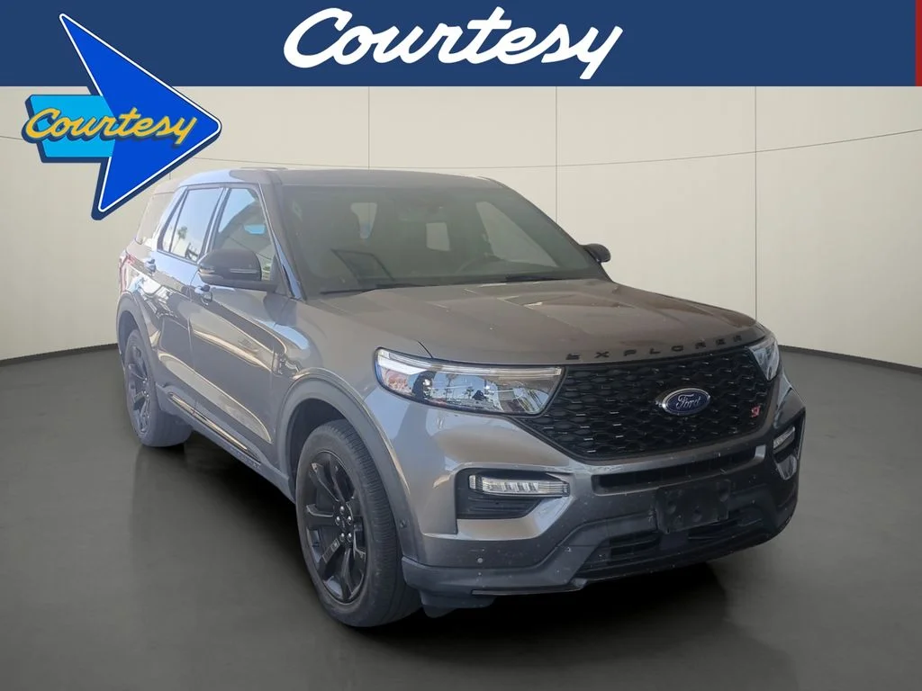 2022 Ford Explorer ST 4WD's photo