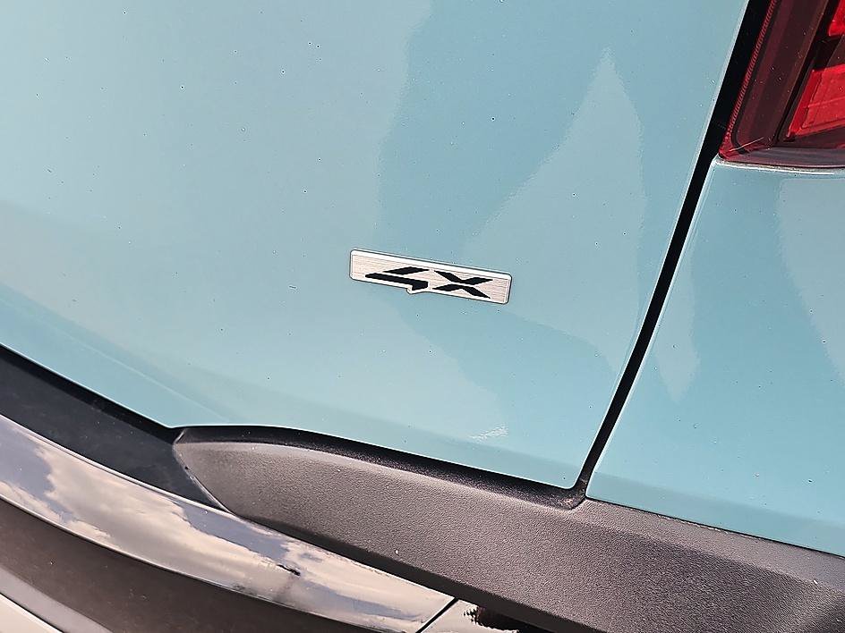 Used 2024 Pluton Blue/Black Roof Kia SX AWD image 9