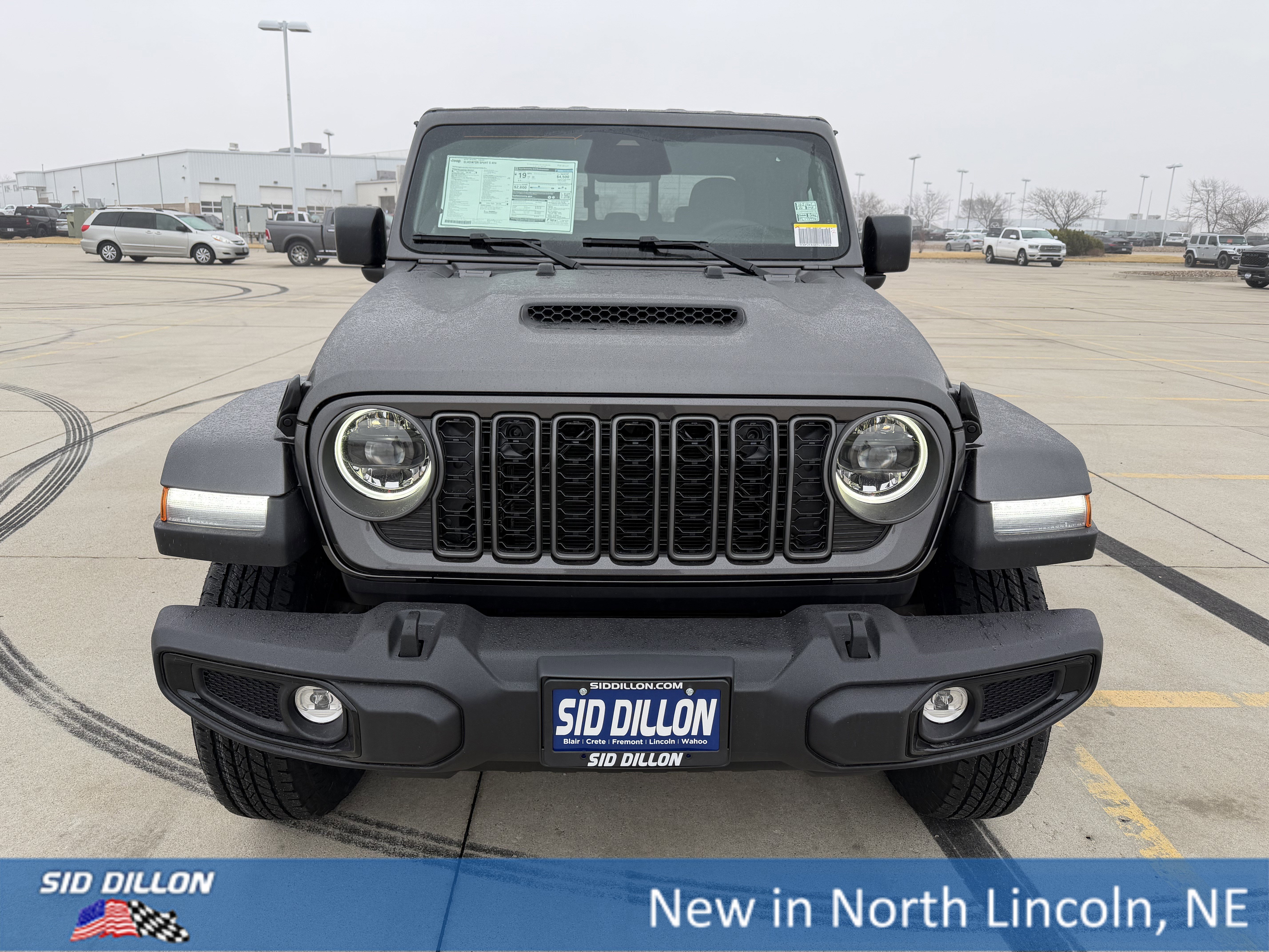 New 2026 Black Clear-Coat Exterior Paint Jeep Sport image 3