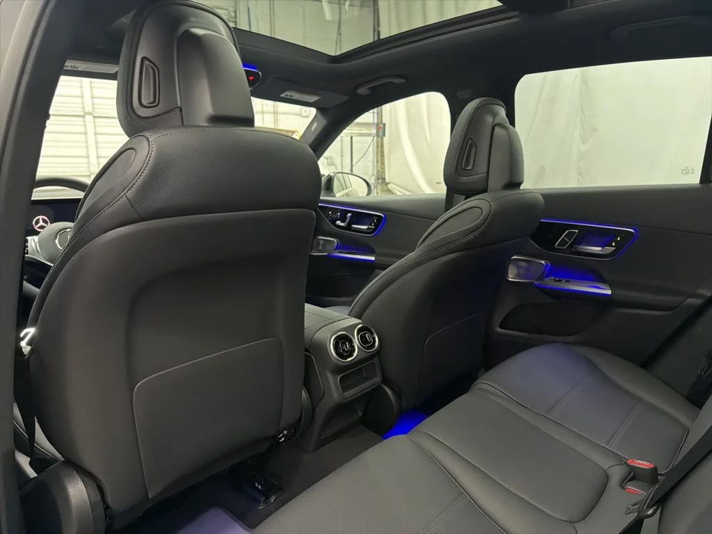 Used 2026 Black Mercedes-Benz GLC 300 image 17