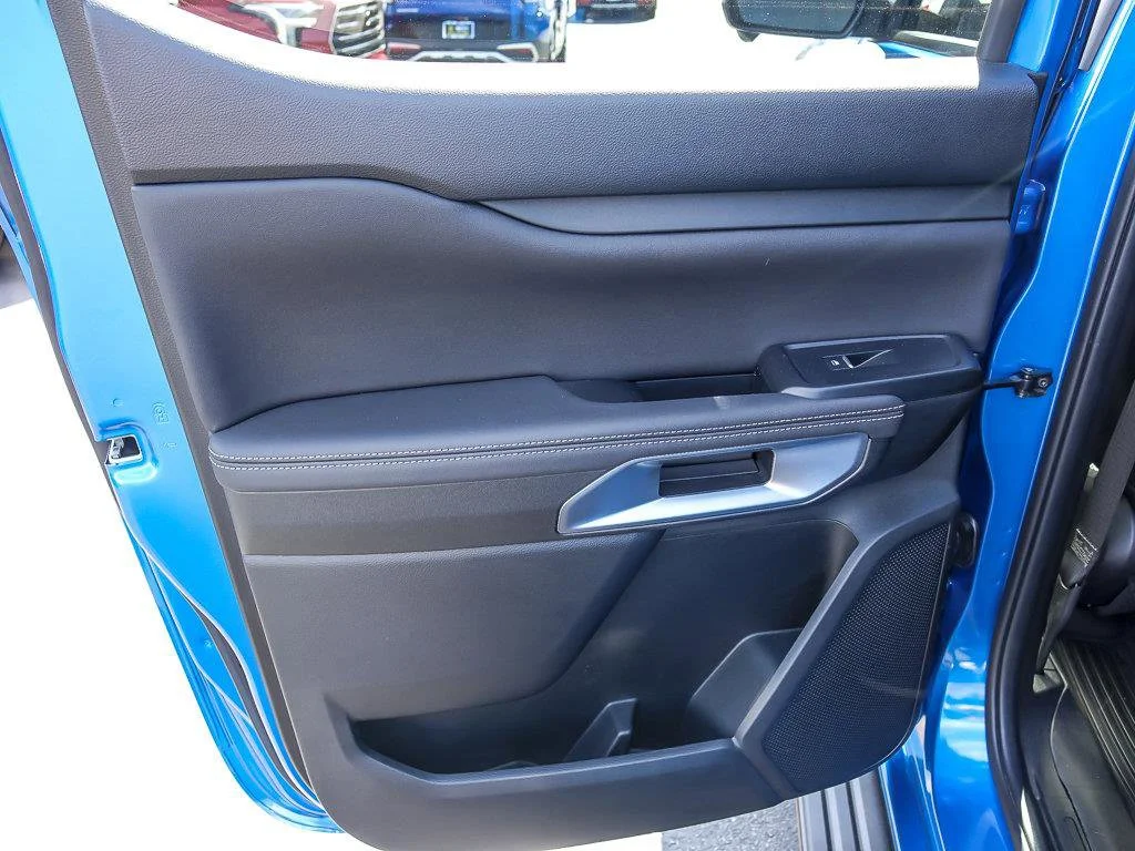 Used 2024 Blue Metallic Ford LARIAT image 26