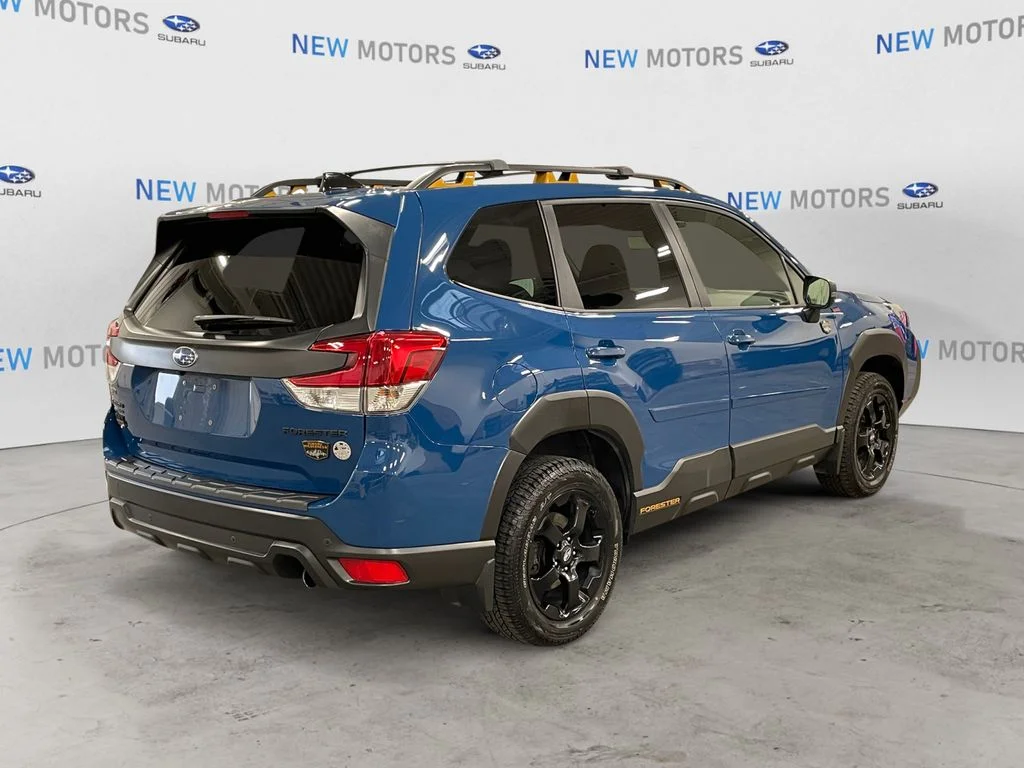 Used 2024 Geyser Blue Subaru Wilderness image 5