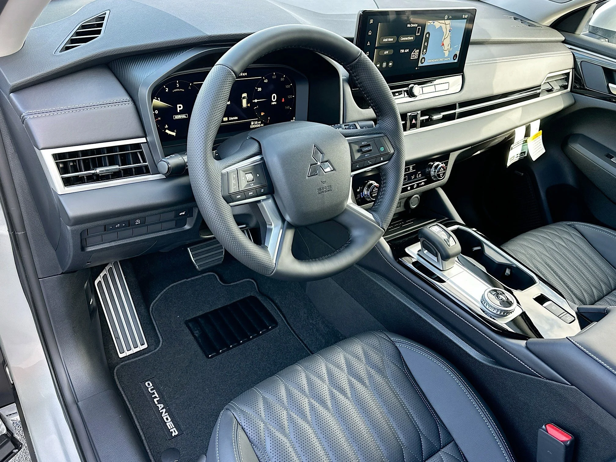 2026 Mitsubishi Outlander SEL - Photo 6