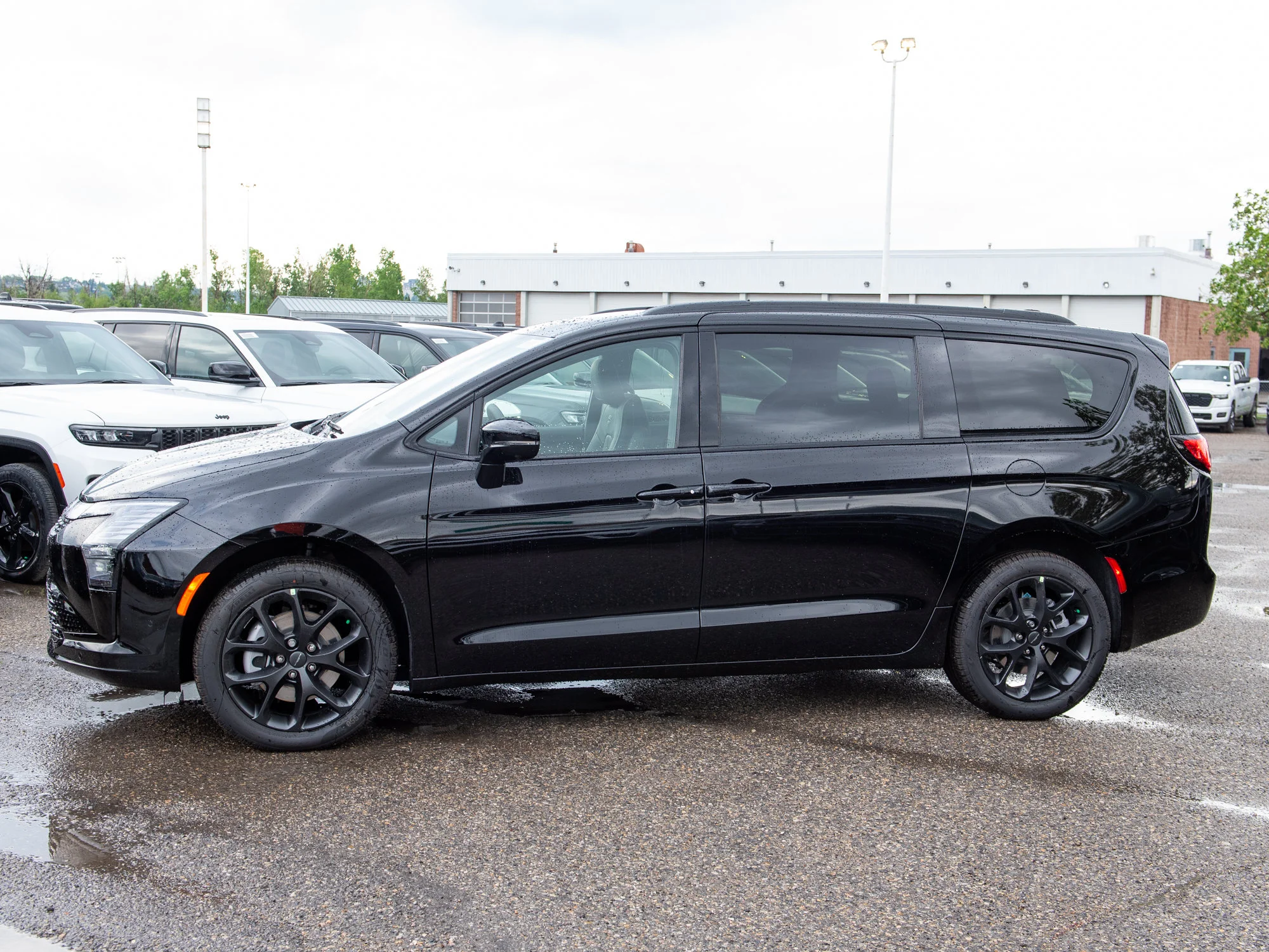 New 2027 Black Chrysler Limited* AWD image 2