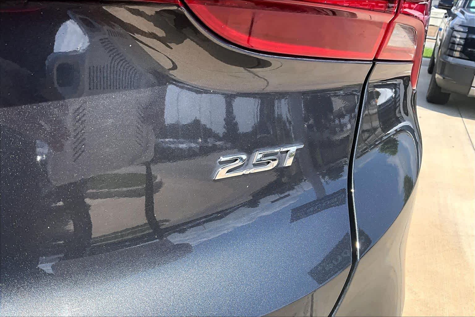 Used 2023 Portofino Gray Hyundai Limited image 10