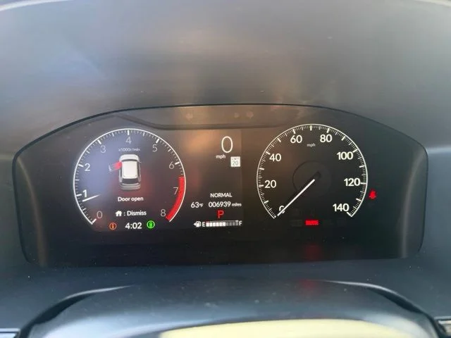 Used 2024 Red Honda EX-L image 27