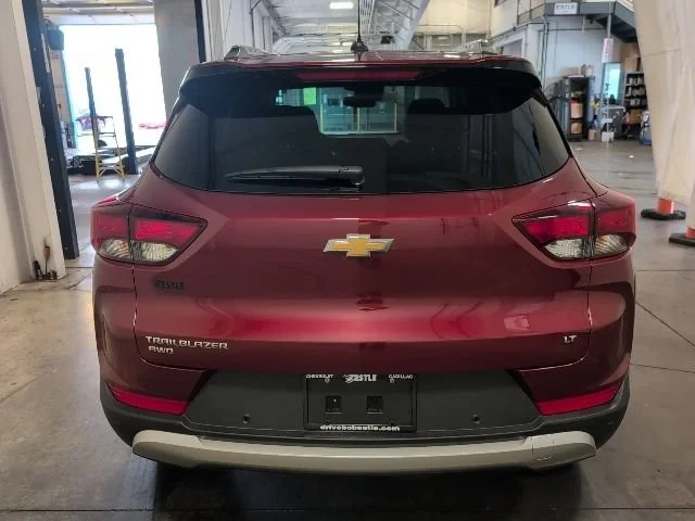 Used 2024 Crimson Metallic Chevrolet LT image 5