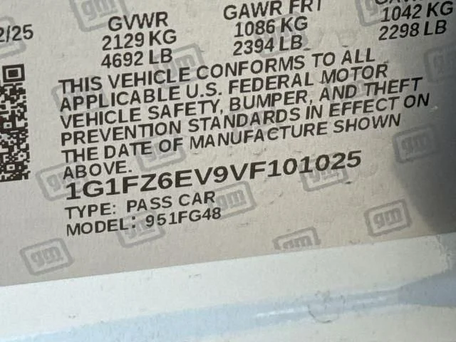 New 2027 Summit White Chevrolet RS image 30