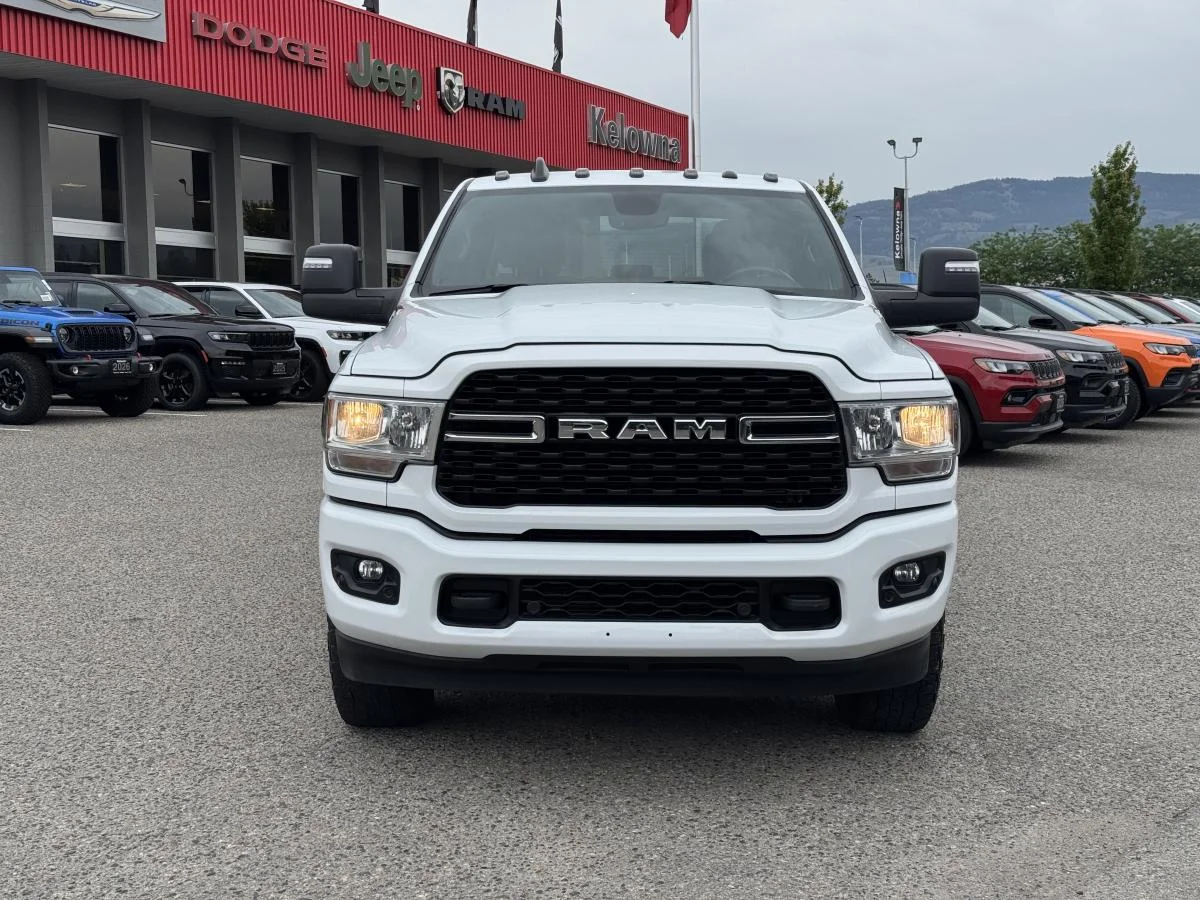 Used 2023 White RAM Big Horn image 3