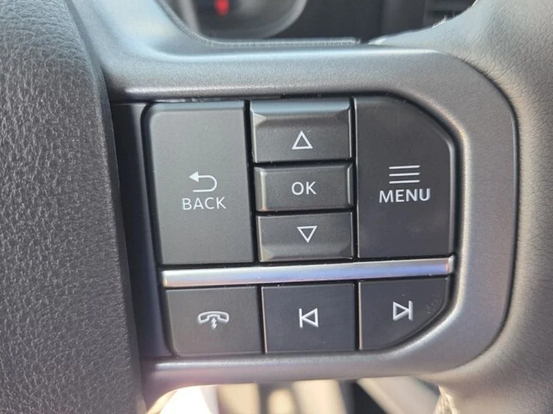 New 2026 Glacier Gray Metallic Tri-Coat Ford F-250® Lariat® image 24