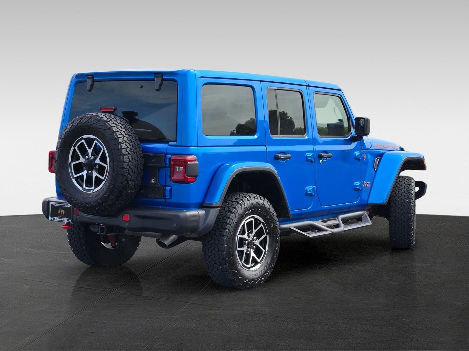 2025 Jeep Wrangler Rubicon X photo 2