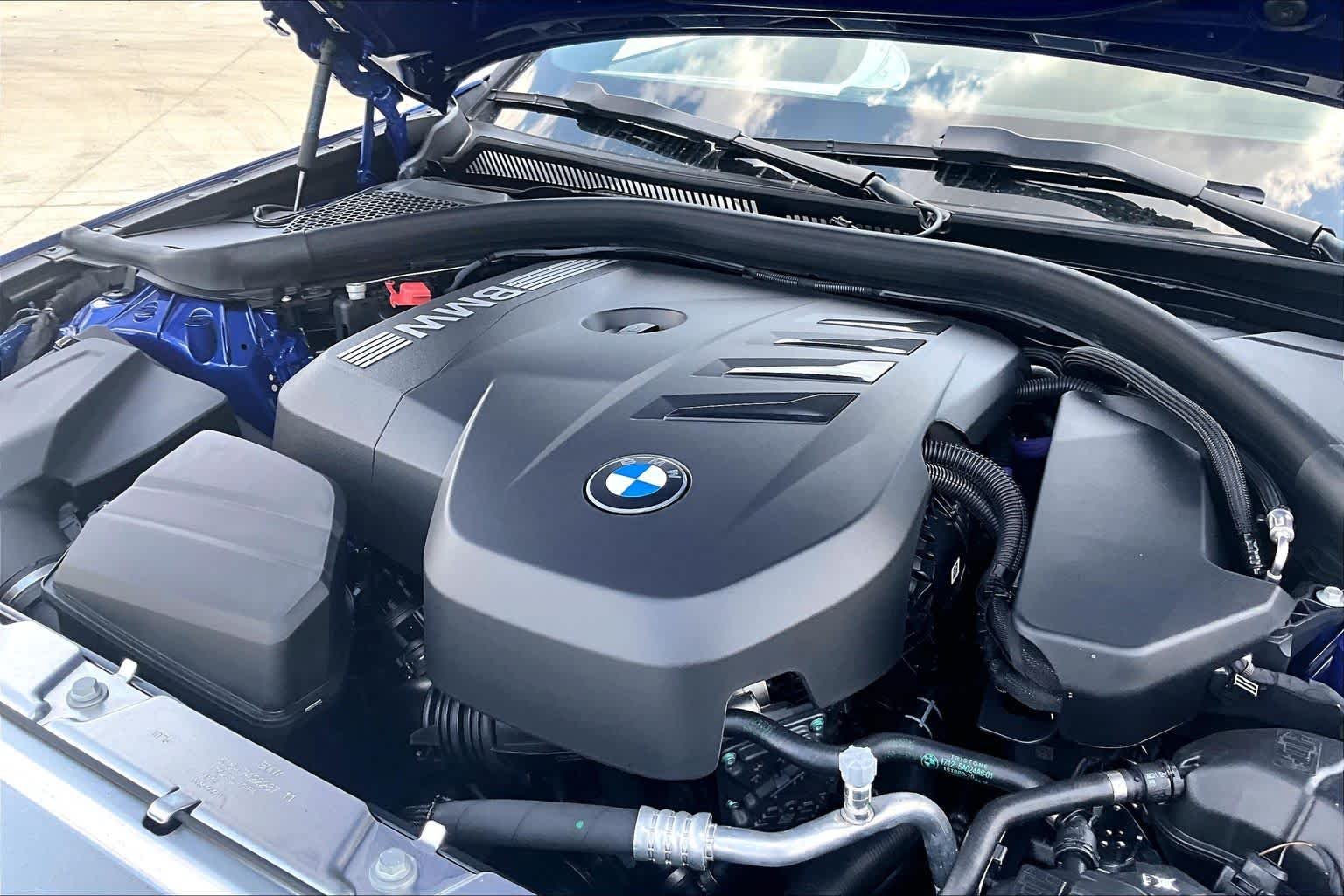 Used 2026 Portimao Blue Metallic BMW 330i image 31