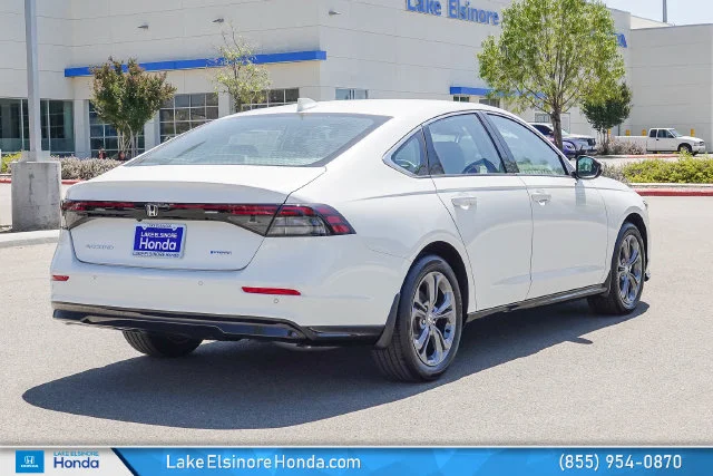 New 2026 Platinum White Pearl Honda EX-L Hybrid image 9