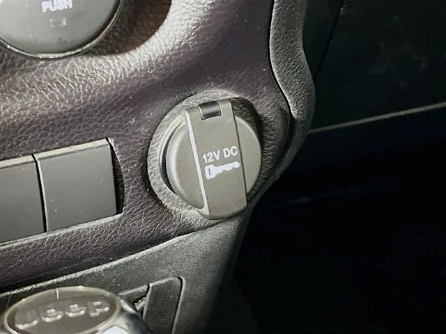 Used 2016 Black Jeep Sport image 19