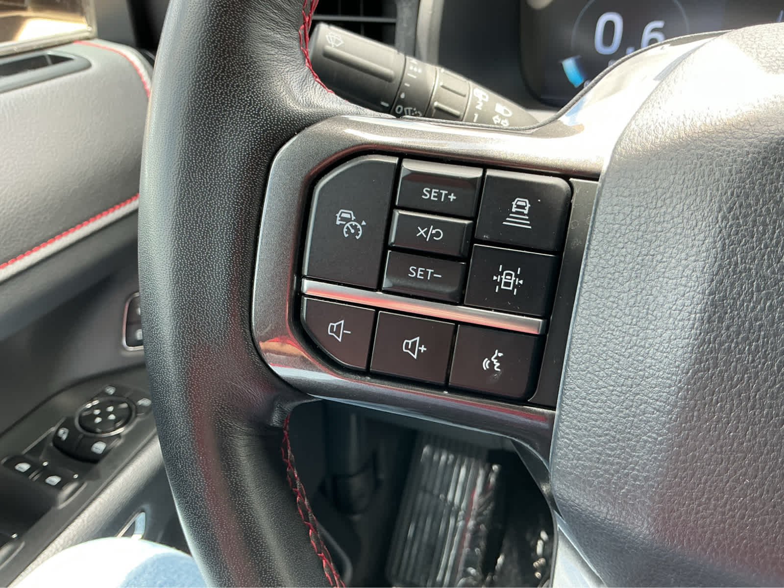 Used 2024 Agate Black Metallic Ford Limited image 30