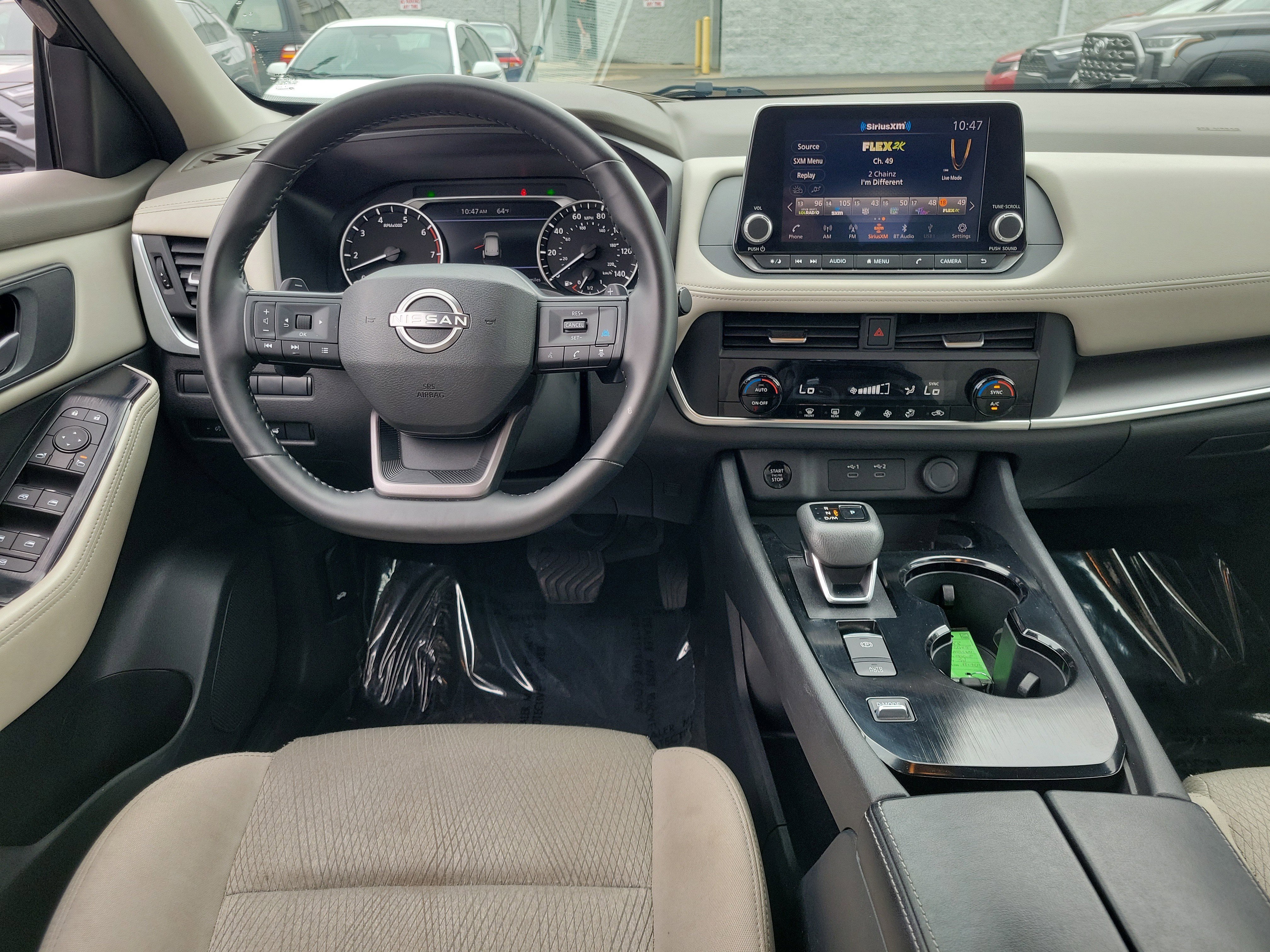 Used 2025 Super Black Nissan SV image 10
