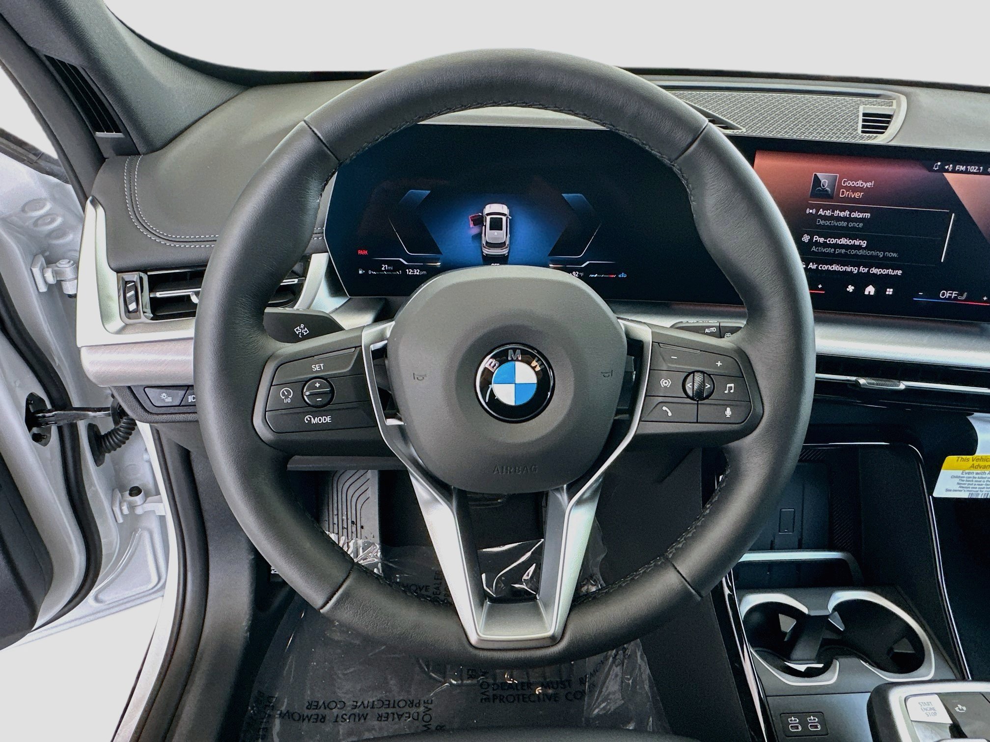 New 2026 Mineral White Metallic BMW xDrive28i image 8