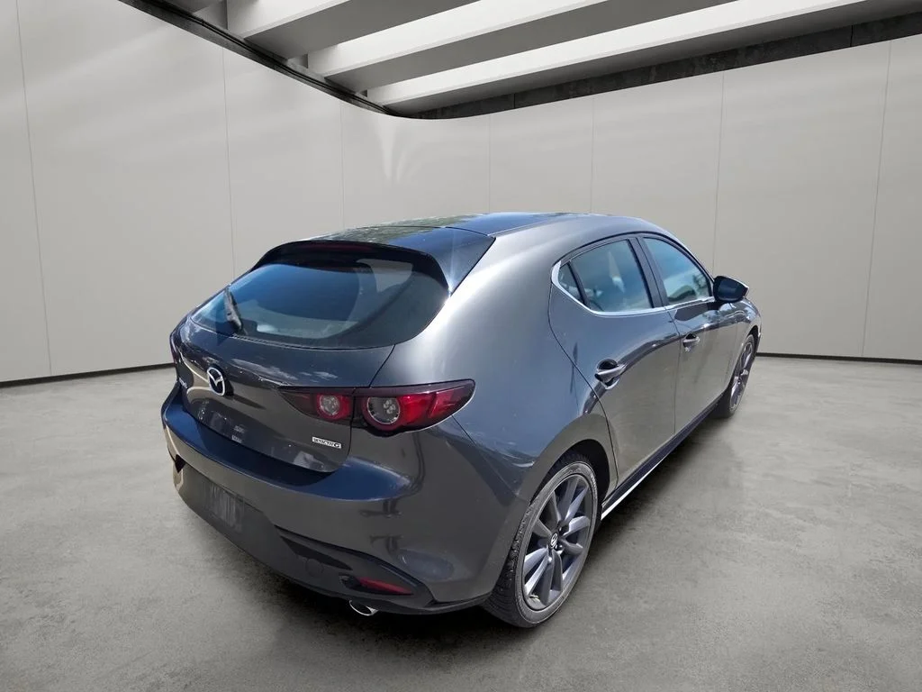 Used 2021 Machine Gray Metallic Mazda Select image 9