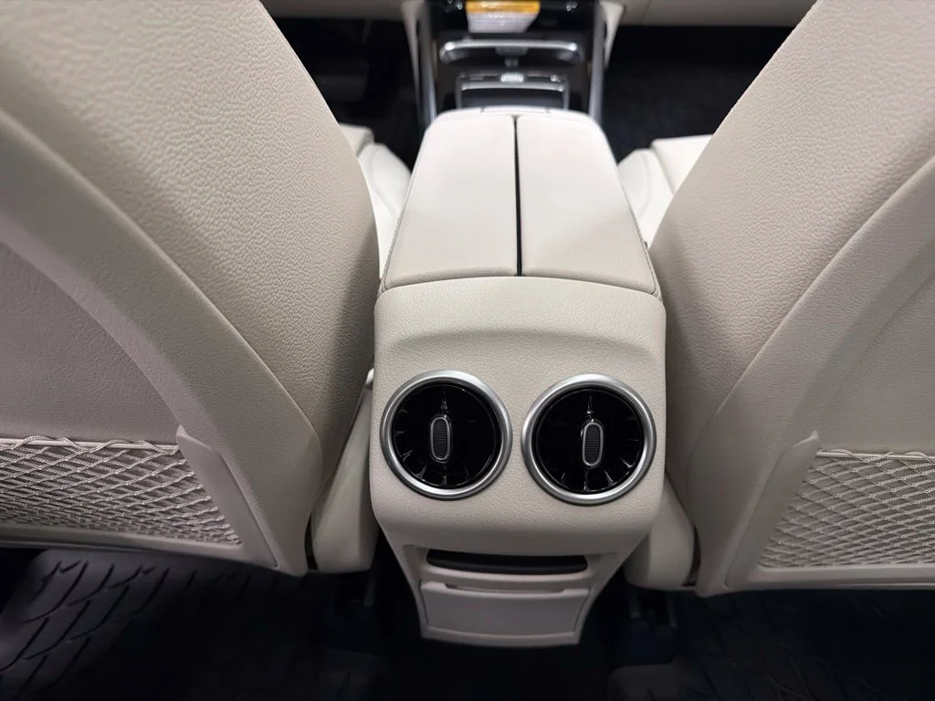 New 2026 Silver Mercedes-Benz GLB 250 image 24