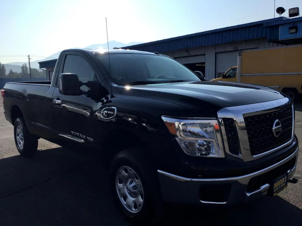 Used 2018 Magnetic Black Nissan SV image 3