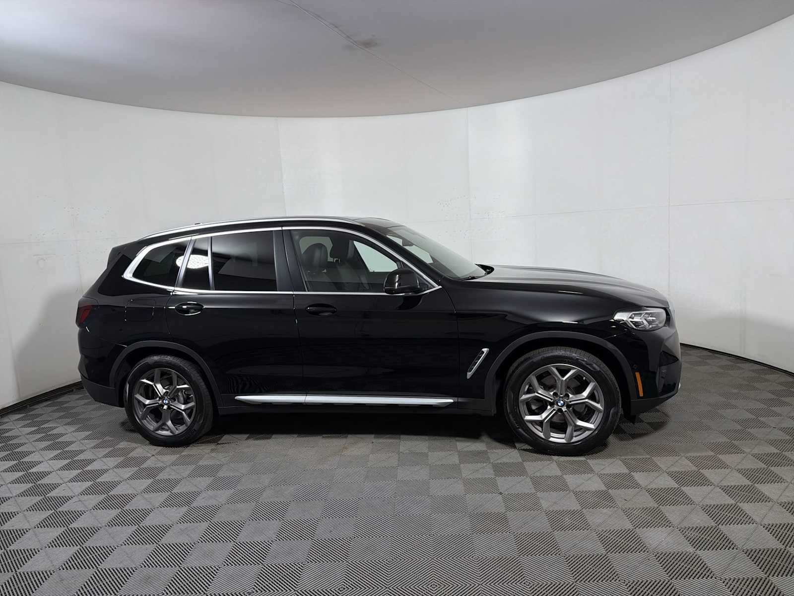 Certified Used 2024 Jet Black BMW xDrive30i image 7