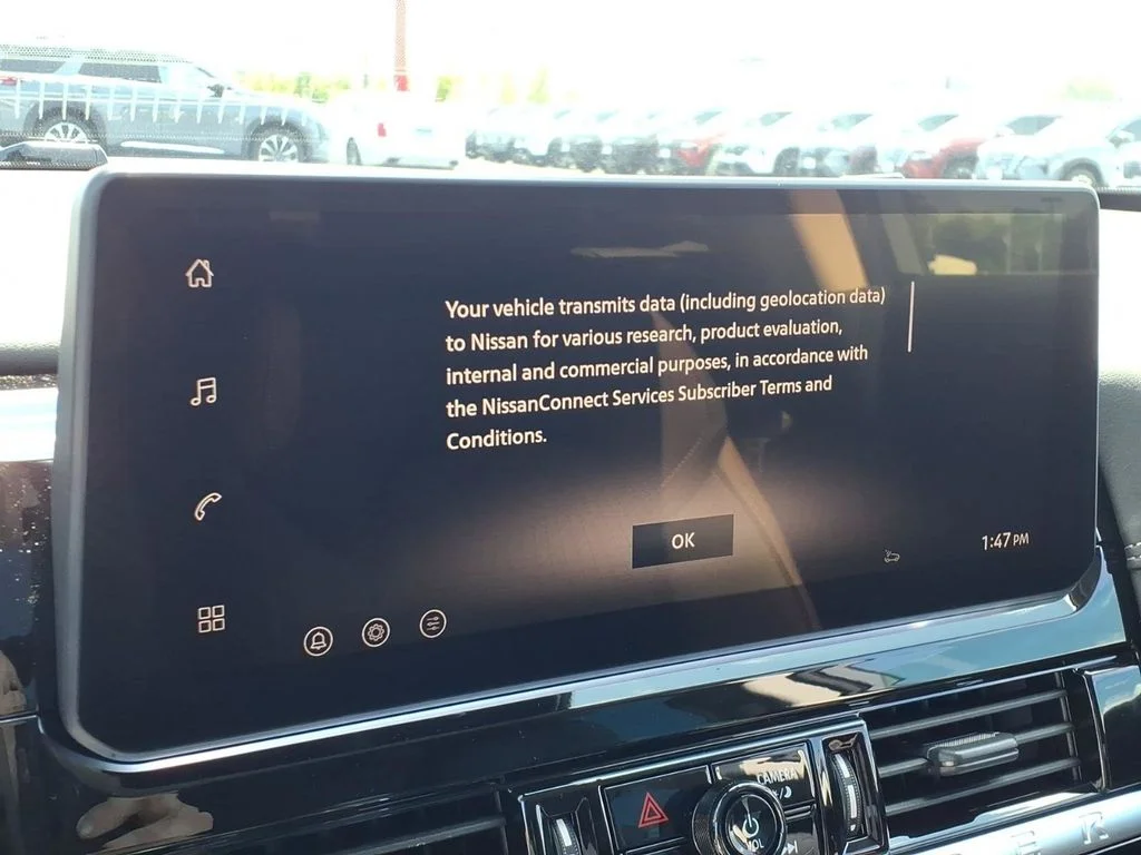 New 2026 Boulder Gray Pearl / Super Black Two-tone Nissan Platinum image 14