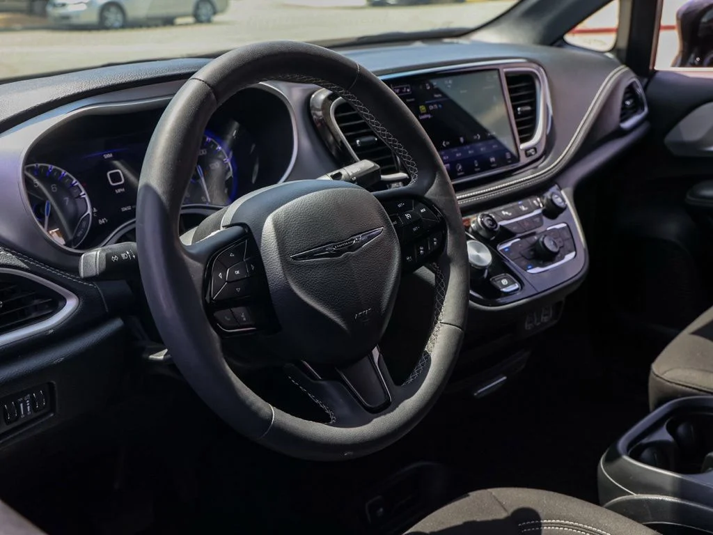 Used 2024 Black Chrysler Touring image 14