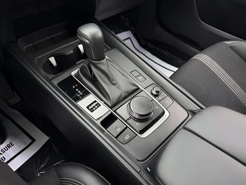 Used 2025 Gray Mazda Preferred image 18