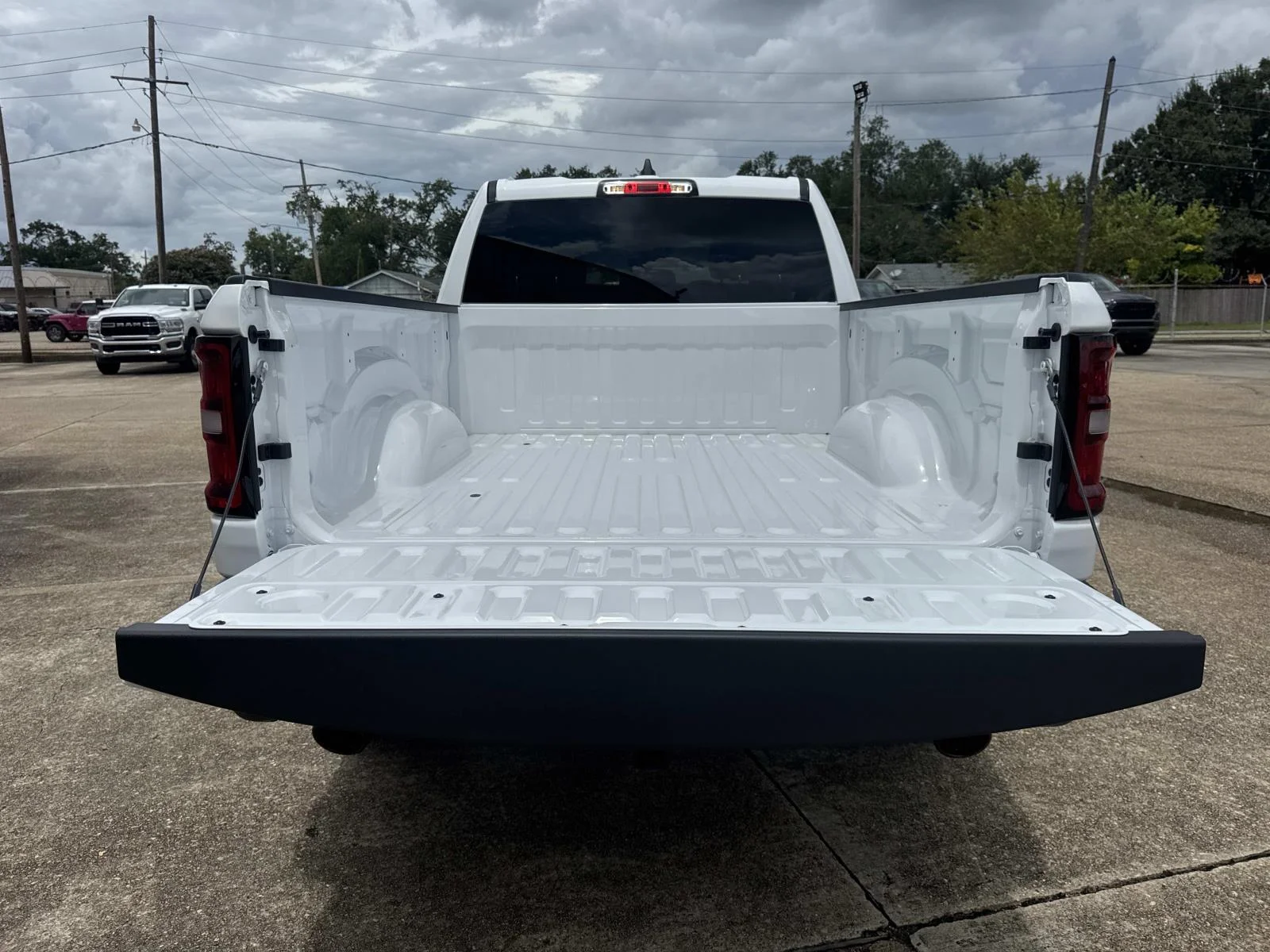 New 2026 Bright White Clearcoat RAM Tradesman image 6