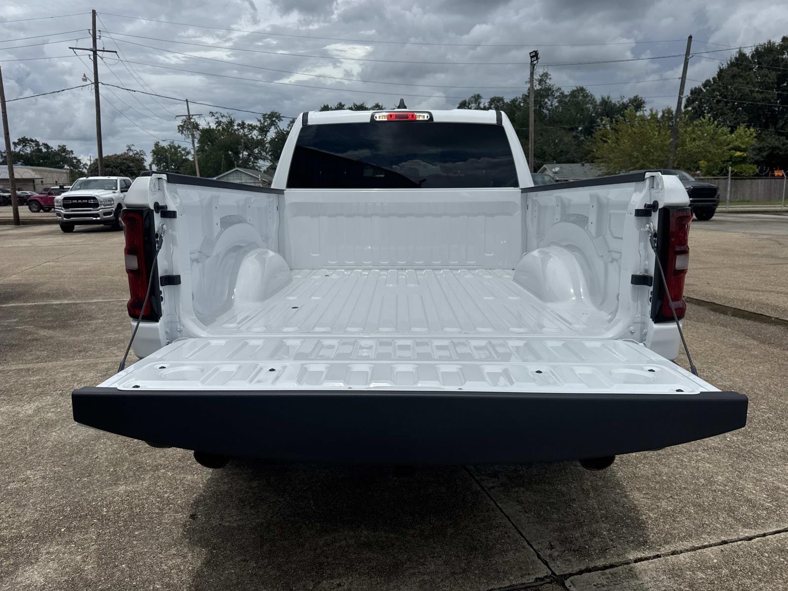 New 2026 Bright White Clearcoat RAM Tradesman image 6