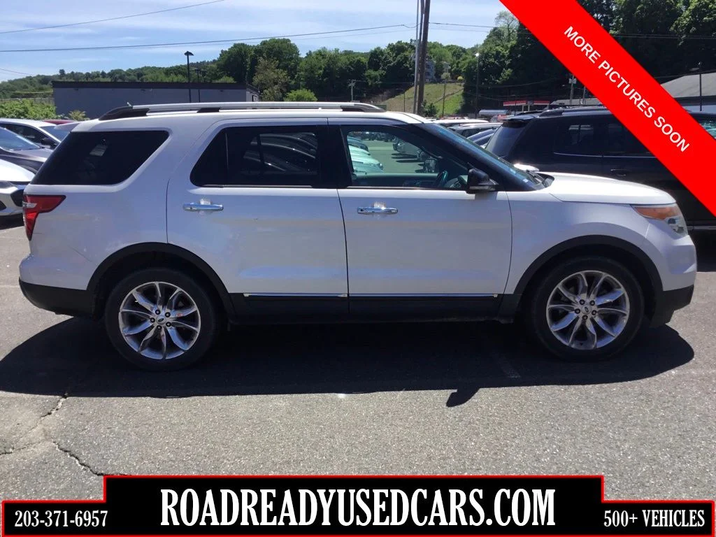 Used 2013 White Ford XLT image 1
