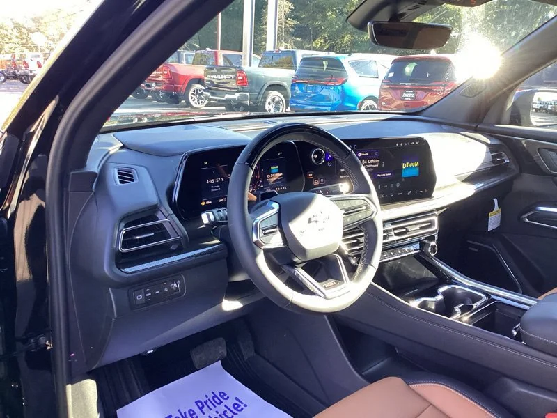 2027 Chevrolet Traverse Z71 - Photo 26