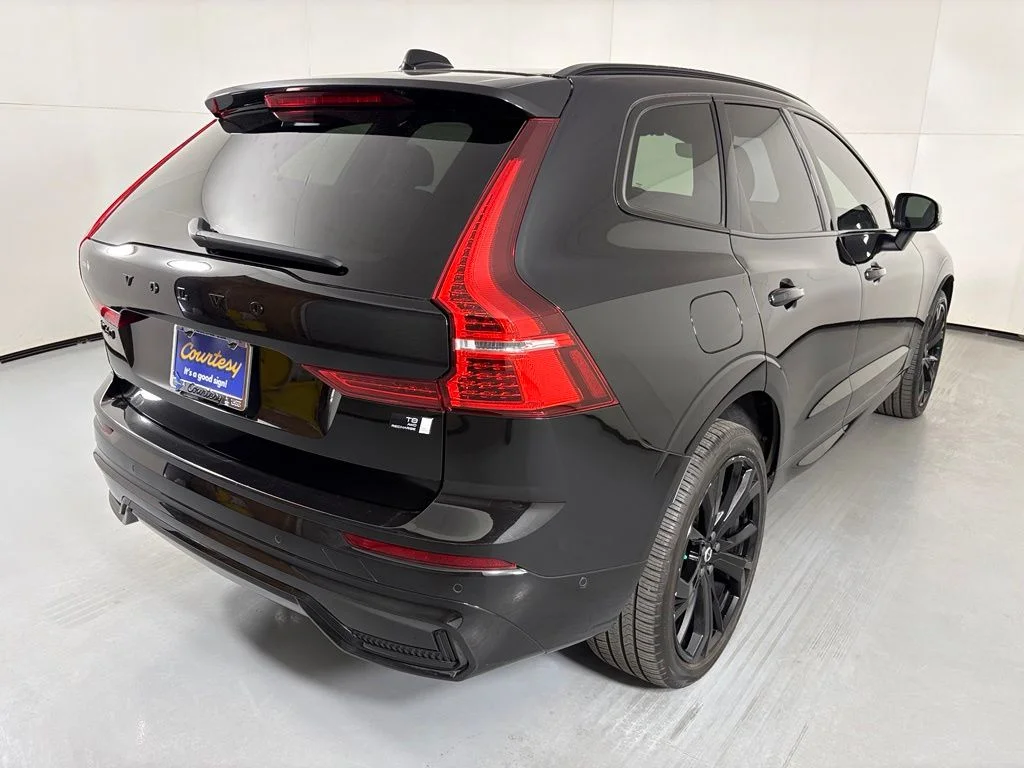 Used 2024 Black Volvo Ultimate image 7
