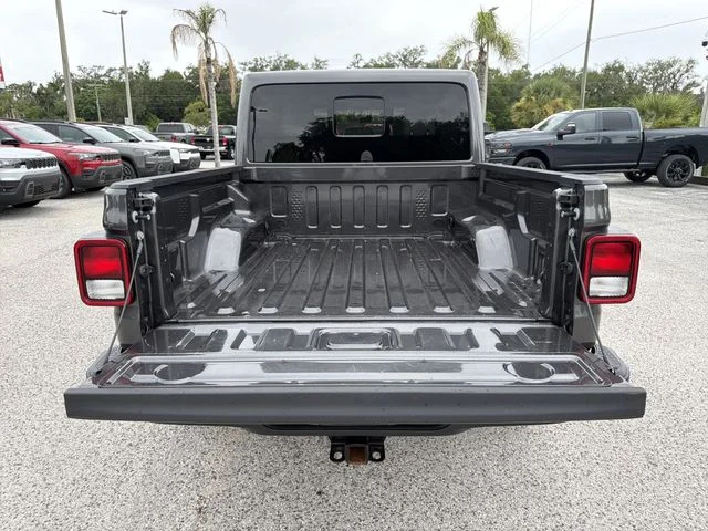 Used 2023 Gray Jeep Mojave image 10