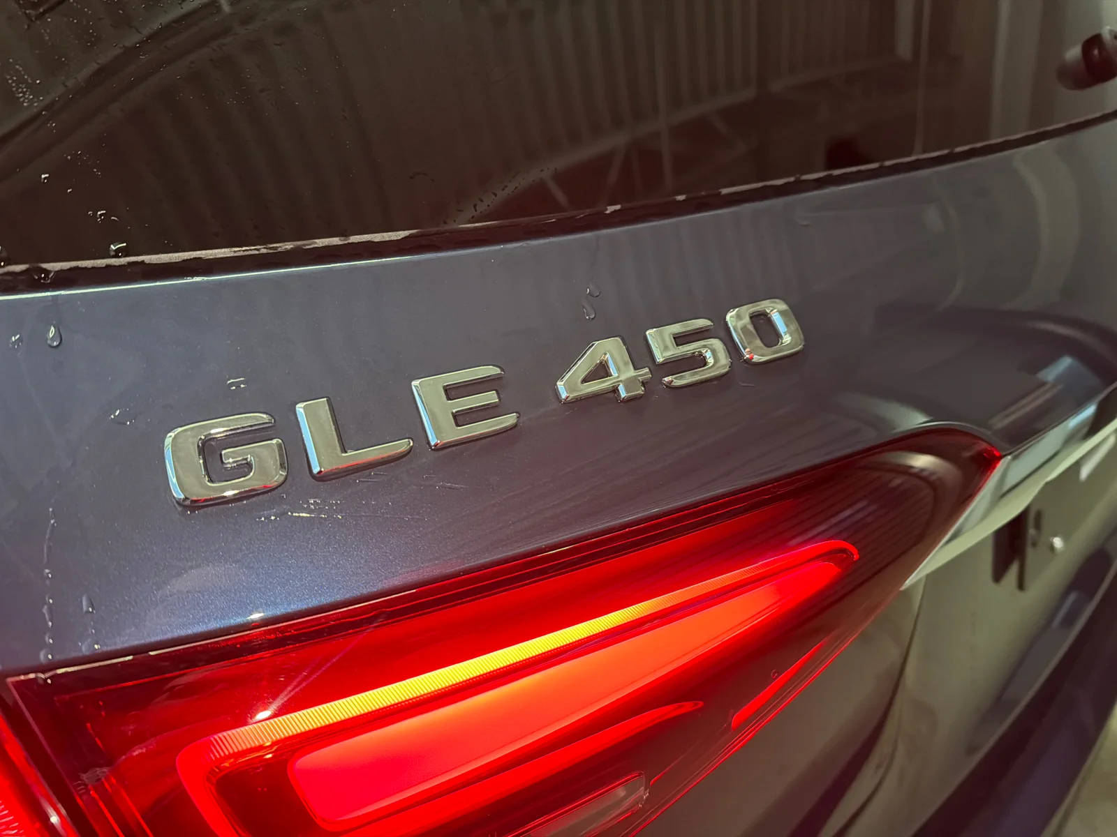 Used 2026 Blue Mercedes-Benz GLE 450 4MATIC SUV image 27