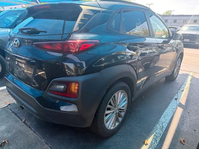 Used 2021 Ultra Black Pearl Hyundai SEL image 8