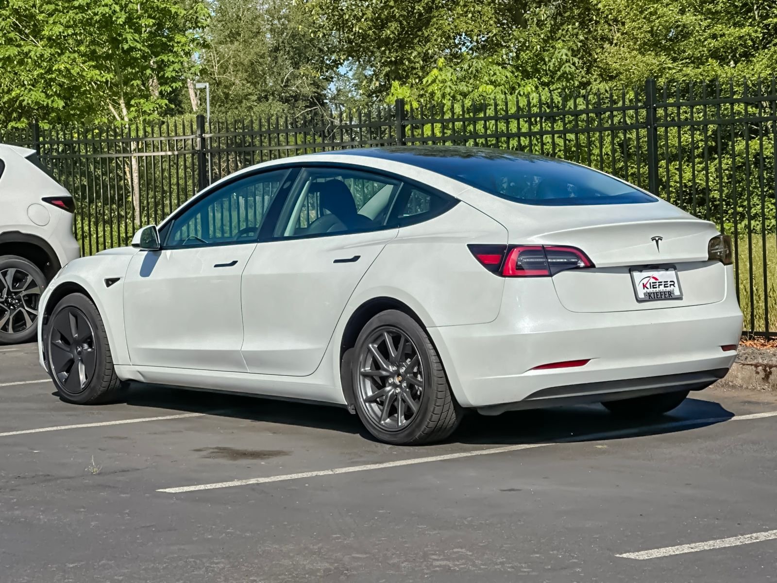 Used 2023 White Tesla Base image 5