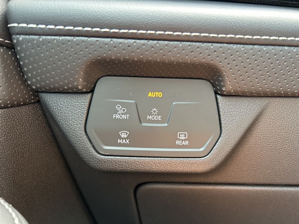 2026 Volkswagen Atlas SEL Premium R-Line - Photo 25