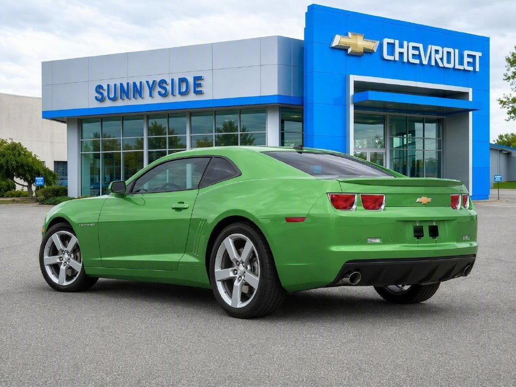 Used 2010 Synergy Green Metallic Chevrolet 1LT image 3