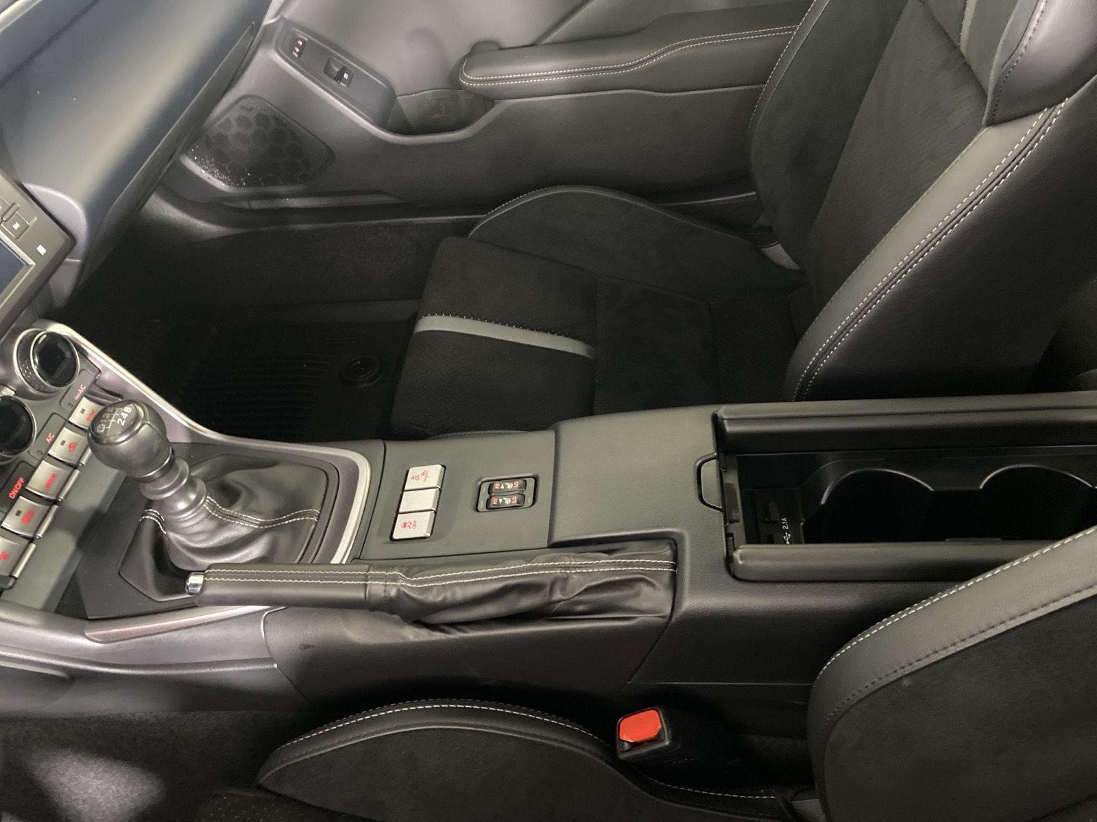 Used 2025 Raven Toyota Premium image 31